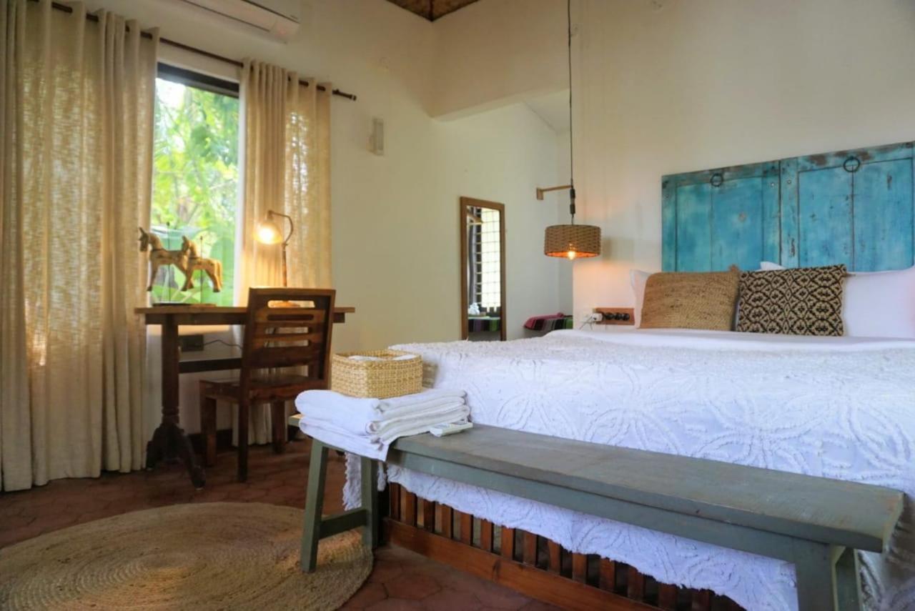 Sunsets And Palm Trees Bed & Breakfast Alappuzha Dış mekan fotoğraf