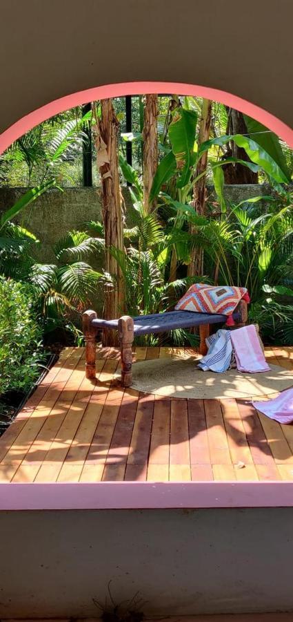 Sunsets And Palm Trees Bed & Breakfast Alappuzha Dış mekan fotoğraf